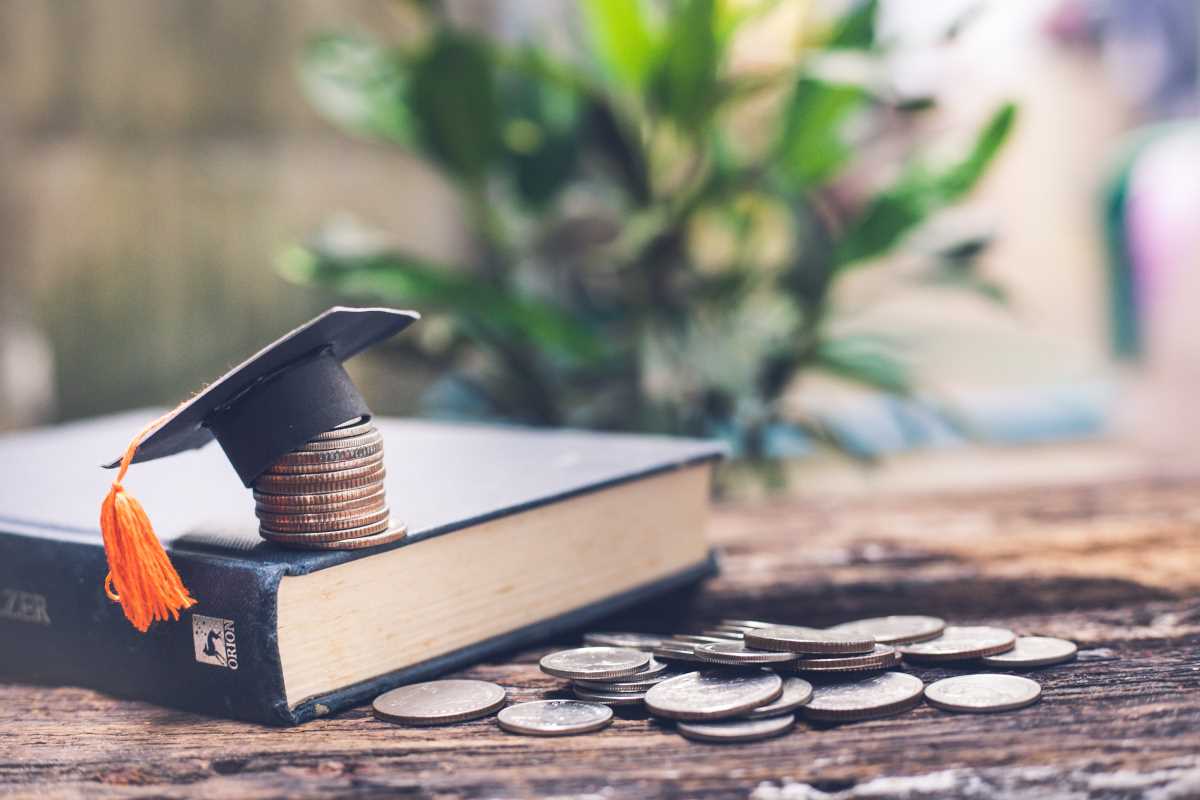 Tips for Finding Fall 2025 Scholarships Every Student Should Know